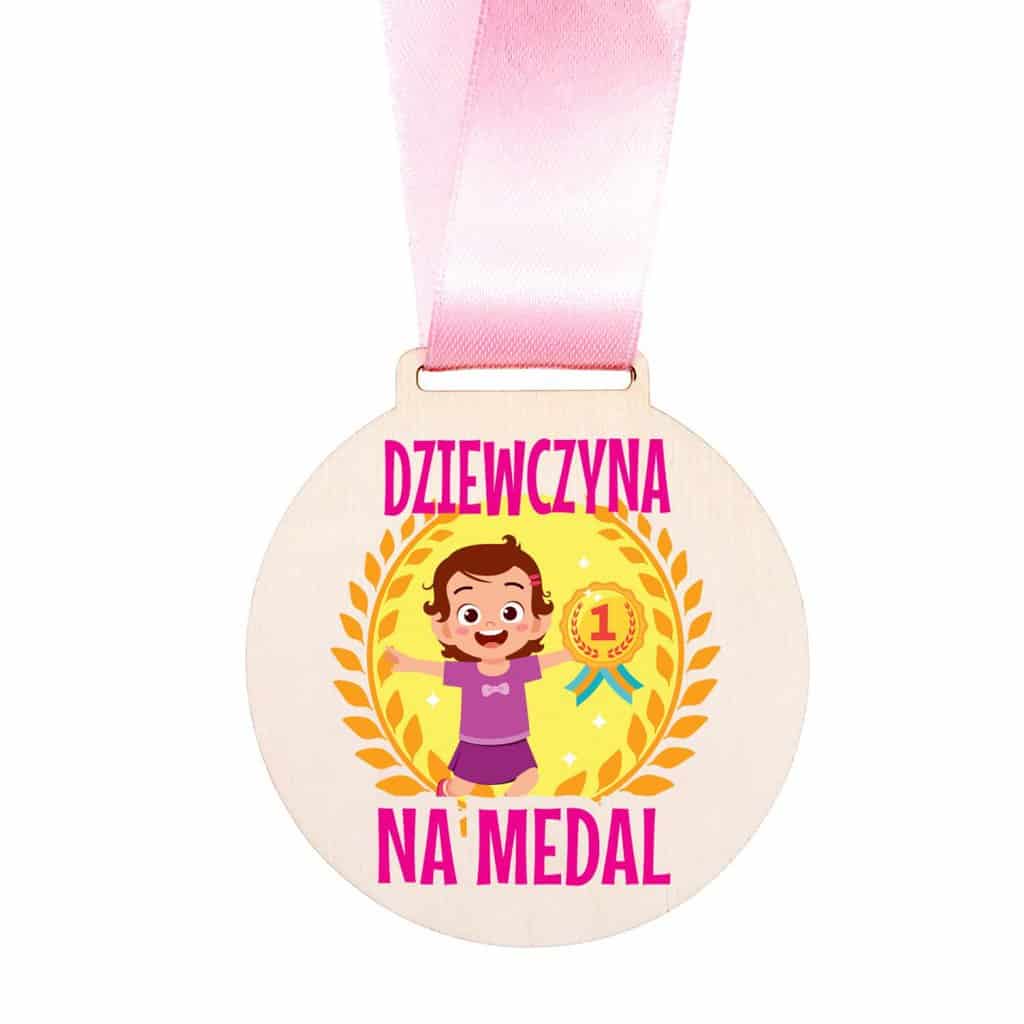 Medal drewniany na wstążce z kolorowym nadrukiem na Dzień Dziecka